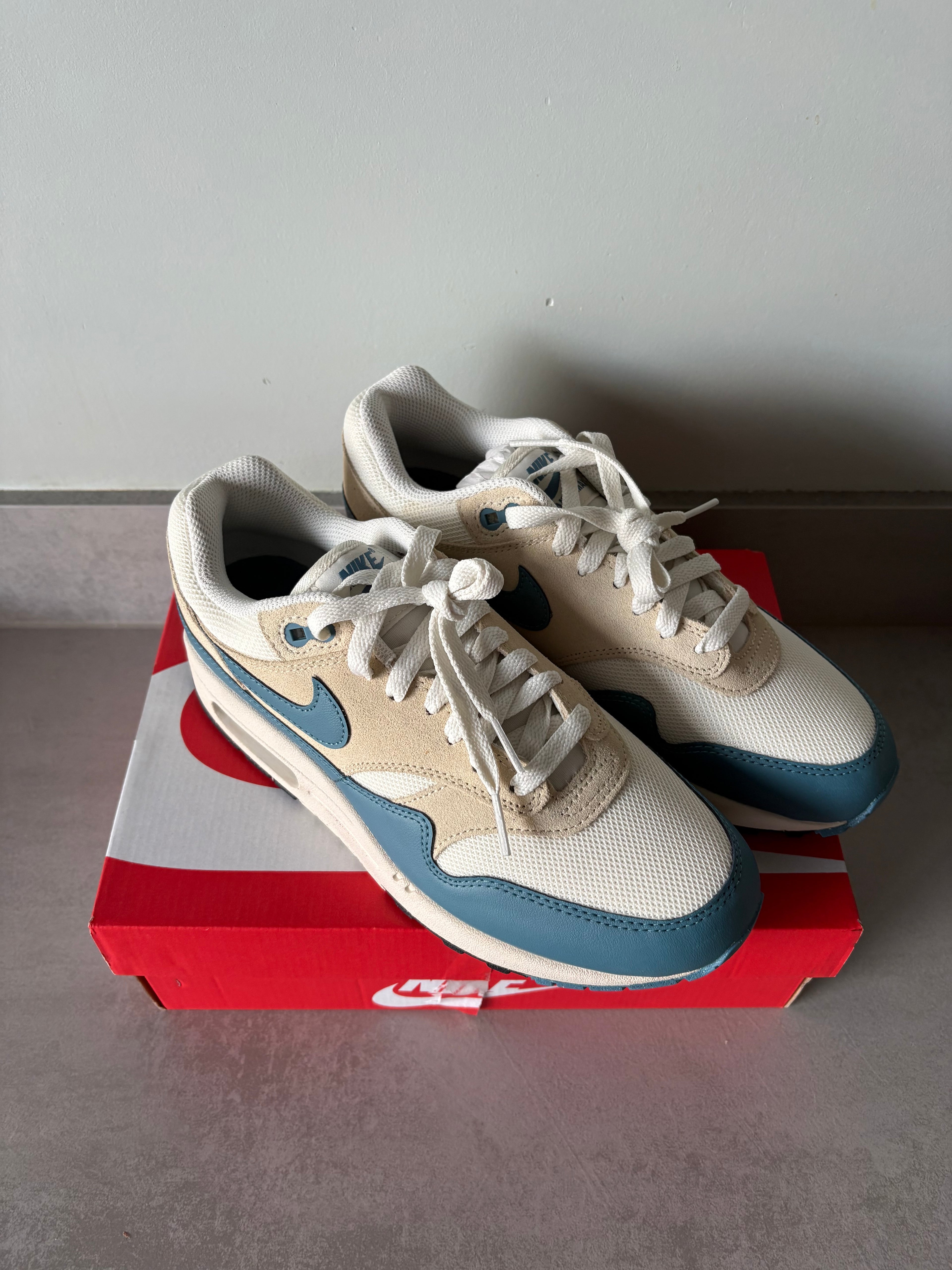 Nike Air Max 1 ESS Soft Pearl/Smokey Blue