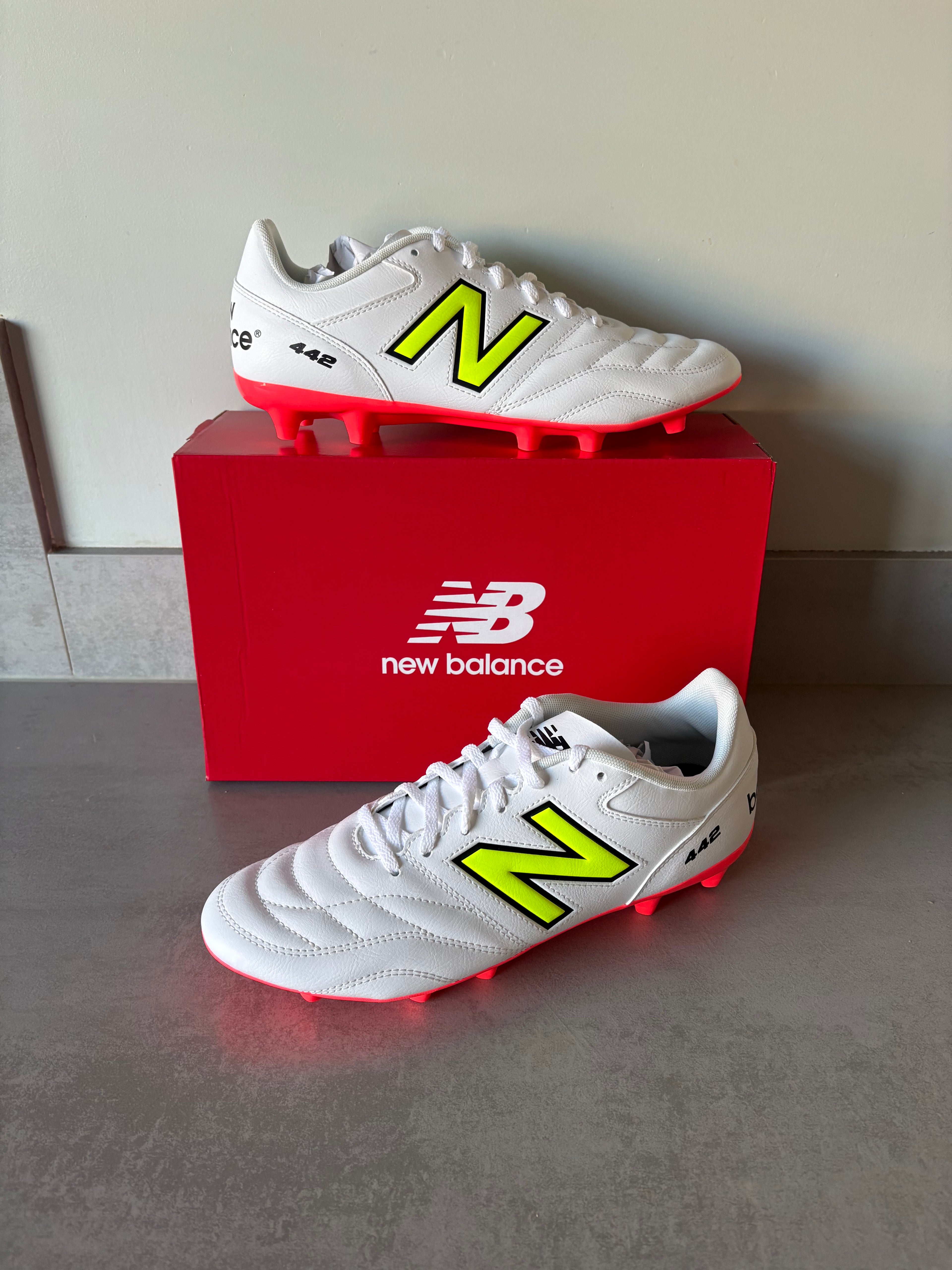 New Balance 442 Academy V2 EU 43/US 9.5