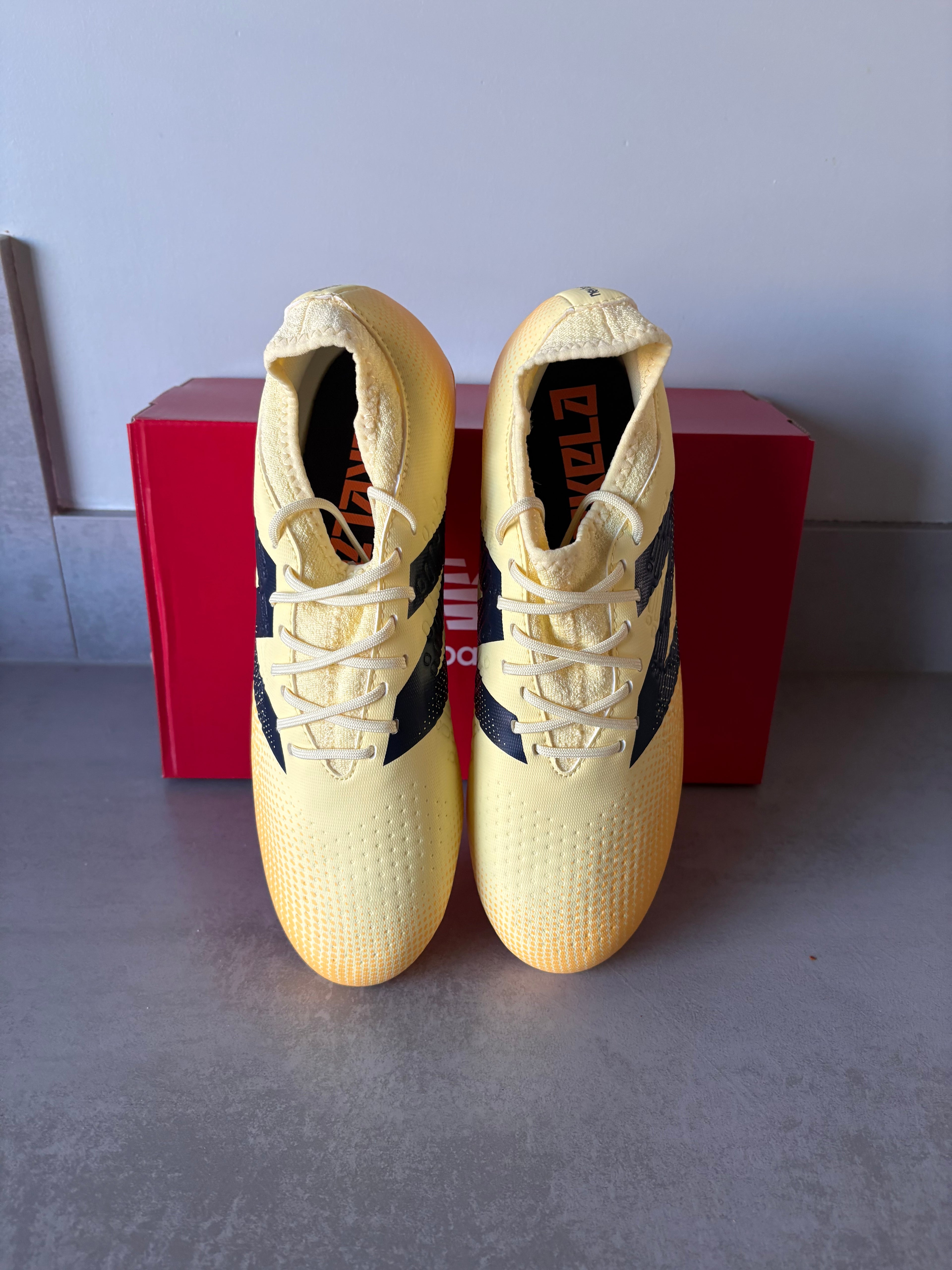 New Balance Tekela Magique V4 FG Yellow