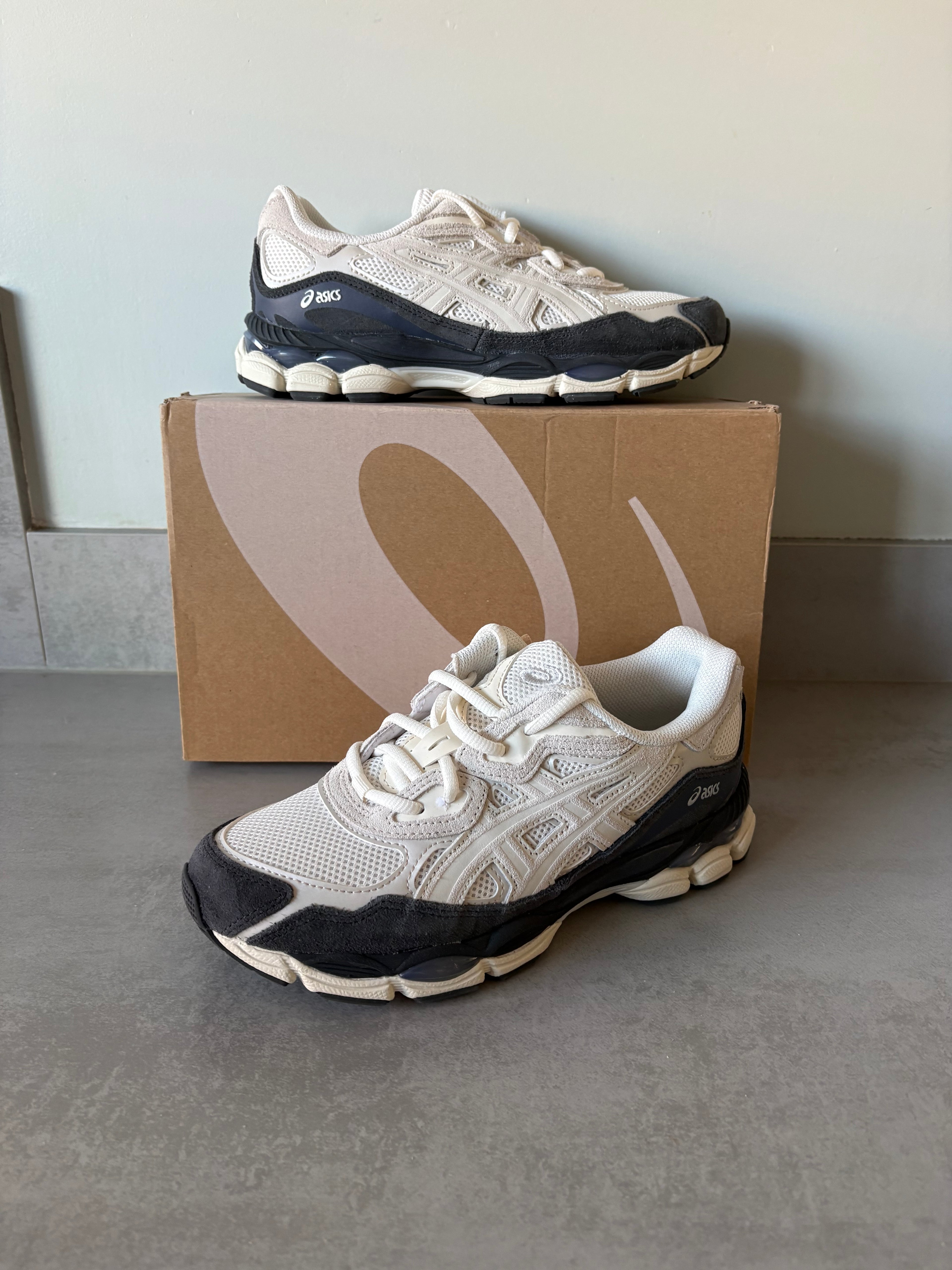 ASICS Gel-NYC White/Smoke Grey