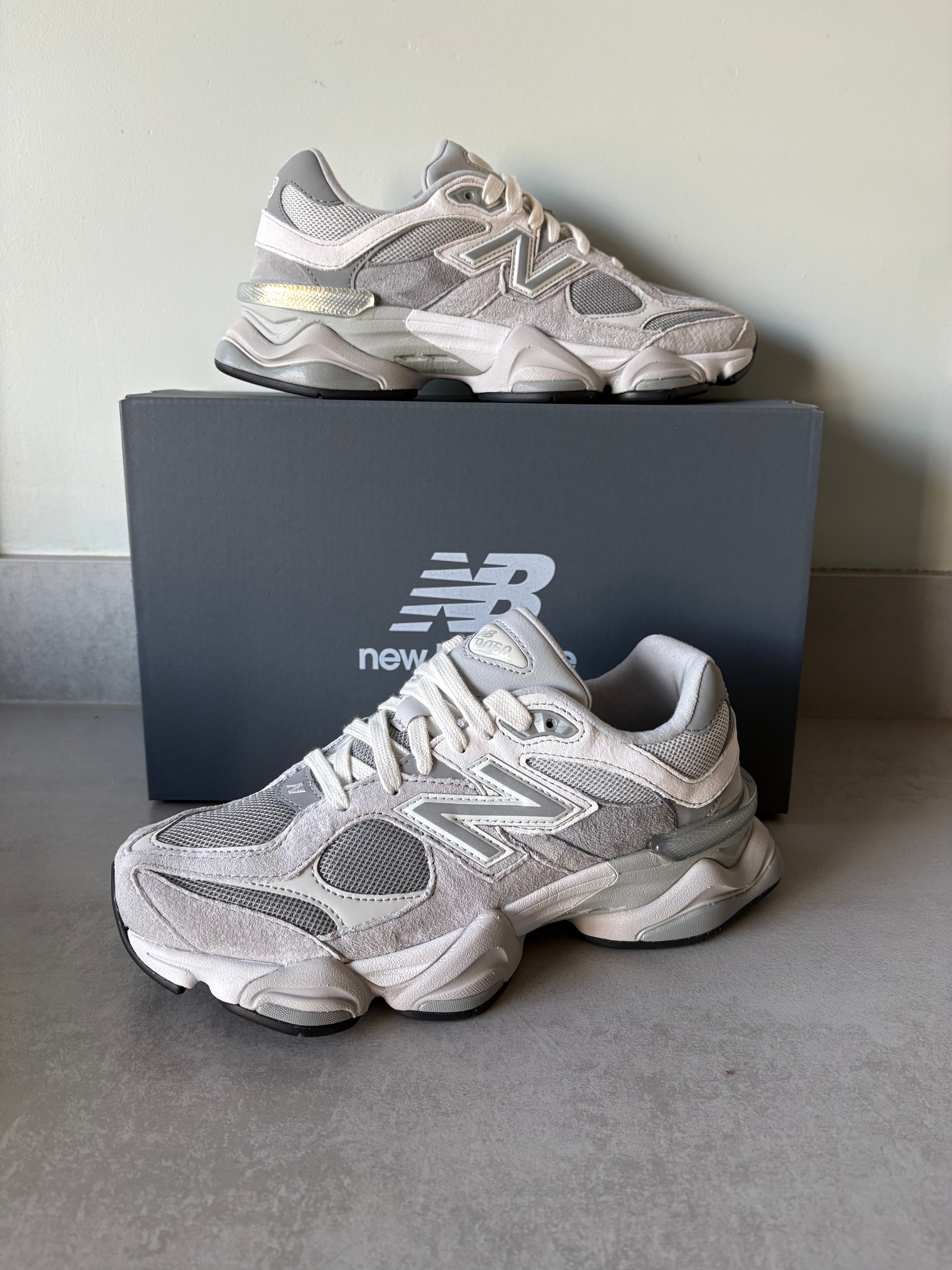 New Balance 9060 Concrete